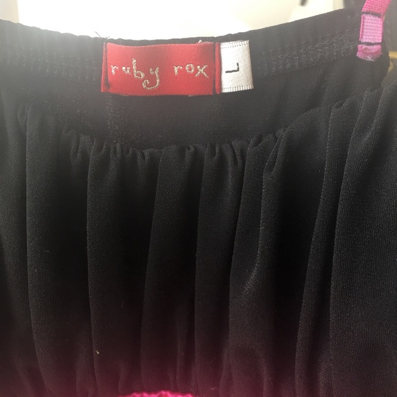 Dress - Picture 5 of 8